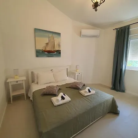 Vitoria 2 Apartment Mali Losinj