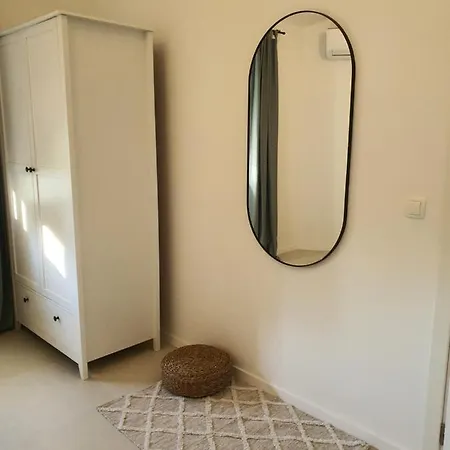 Vitoria 2 Apartment *