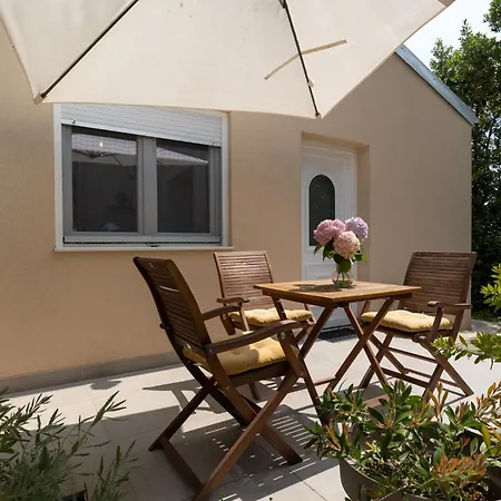 Apartament Nonna Vittoria 2 *