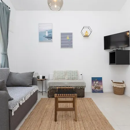 Nonna Vittoria 2 Apartment *