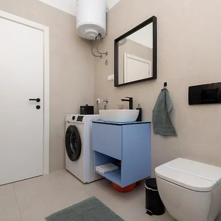 Nonna Vittoria 2 Apartment *